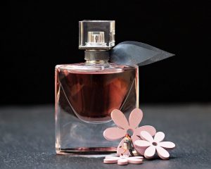 tanie trwałe perfumy