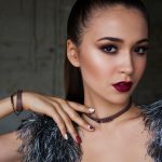 Srebrny choker